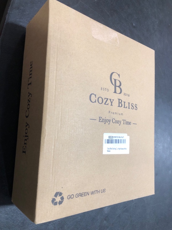 Photo 1 of Cozy Bliss Cooling Comforter King Size Seersucker Plaid, Q-Max 0.4 Reversible Lightweight Cooling Blanket, Breathable Silk Smooth Summer Bedding Quilt for Hot Sleepers Night Sweats White