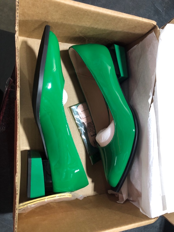 Photo 1 of LINGXIAUNE GREEN SIZE 9