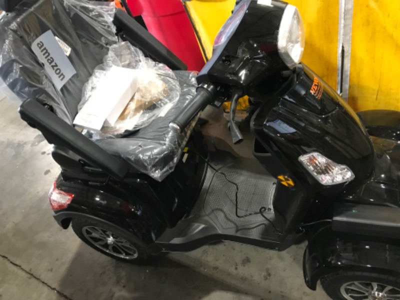 Photo 1 of Electric four wheel scooter We all need to charge or may need a new batteryVEVOR Heavy Duty 4-Wheel Mobility Scooters for Seniors & Adults 500lbs Capacity - 31 Miles 3-Speed Long Range, 800W All Terrain Electric Recreational Scooter Wheelchair with 25° Ma