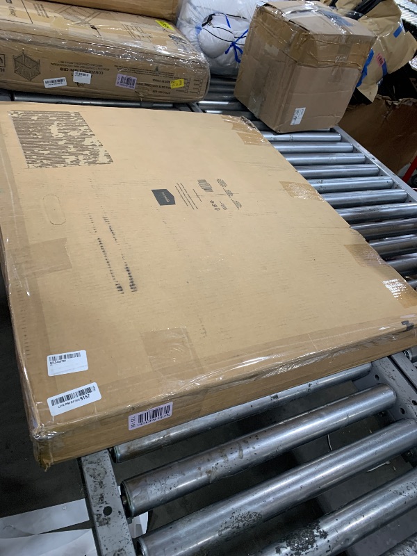 Photo 1 of Amazon Basics Moving Boxes with Handles and Lids, 19 x 14.5 x 15.5 in, Brown, 10-Pack, Medium