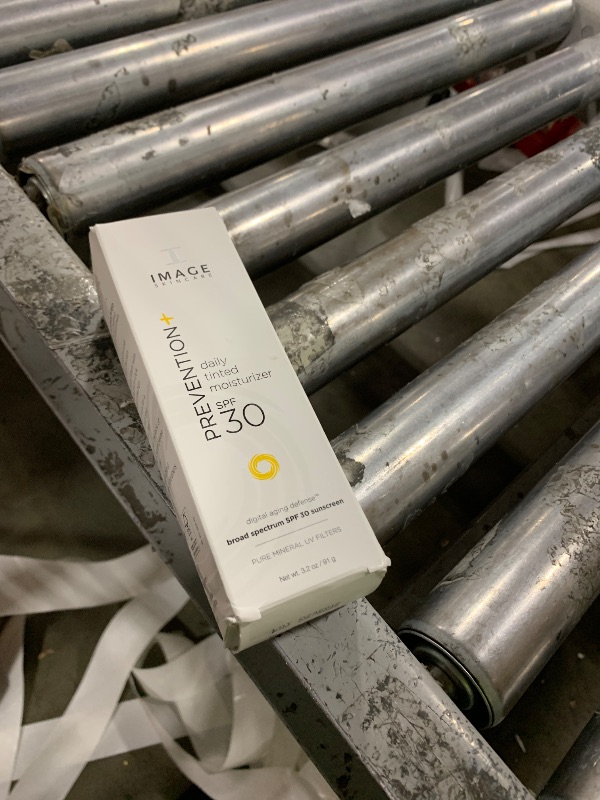 Photo 1 of IMAGE Skincare, PREVENTION+ Daily Tinted Moisturizer SPF 30 Sunscreen, No White Cast, Amazon Exclusive, 3.2oz