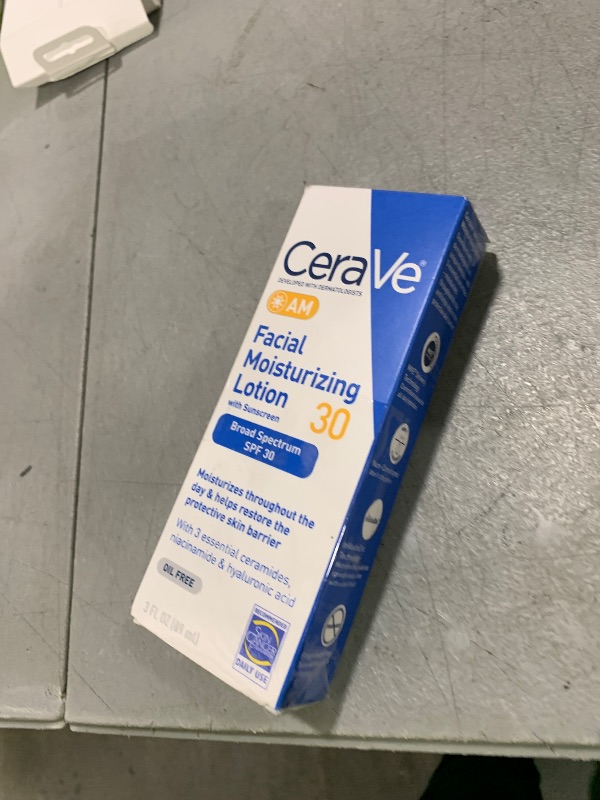 Photo 1 of CeraVe AM Facial Moisturizing Lotion with SPF 30, Oil-Free Face Moisturizer with SPF, Formulated with Hyaluronic Acid, Niacinamide & Ceramides, Non-Comedogenic, Broad Spectrum Sunscreen, 3 Ounce