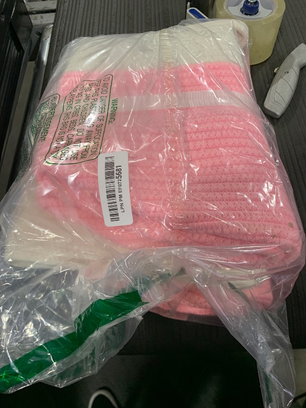Photo 1 of 3 pink bens