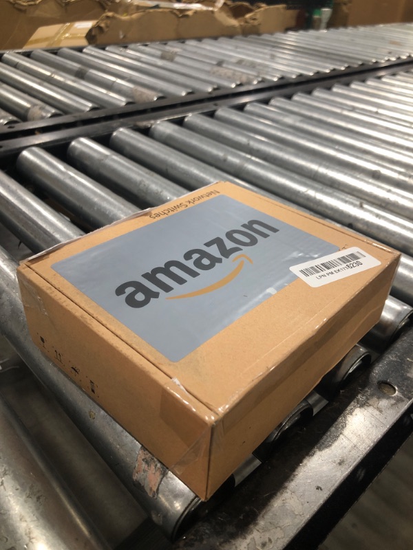 Photo 1 of STEAMEMO 5 Port AI PoE Switch (4 POE Ports +1 Uplink), 802.3af/at PoE 100Mbps, 52W Built-in Power, Extend to 250Meter, Unmanaged Metal Plug and Play