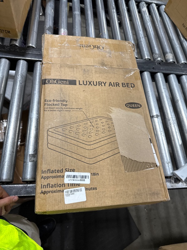 Photo 1 of OhGeni Queen Air Mattress with Built in Pump, Inflatable Blow Up Mattress 18 Raised Comfort,Upgraded Surface Portable Mattress, Air Bed for Camping, Home and Guest, Colchone Inflable, 650 lbs Max