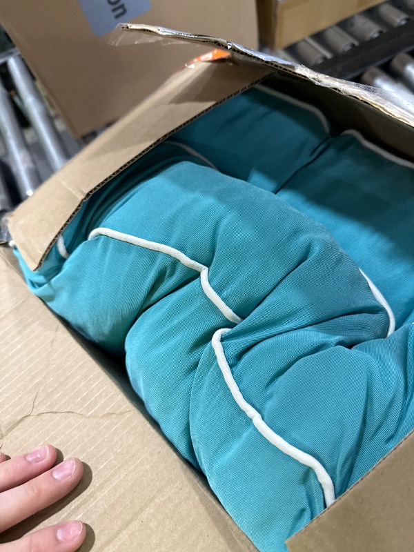 Photo 1 of HARBOREST Outdoor Chair Cushions Set of 2, Tufted Patio Chair Cushions with Ties, Square Corner Outdoor Cushions for Patio Furniture, Lawn Chairs, Wicker Chairs, 19" x 19" x 5", Teal