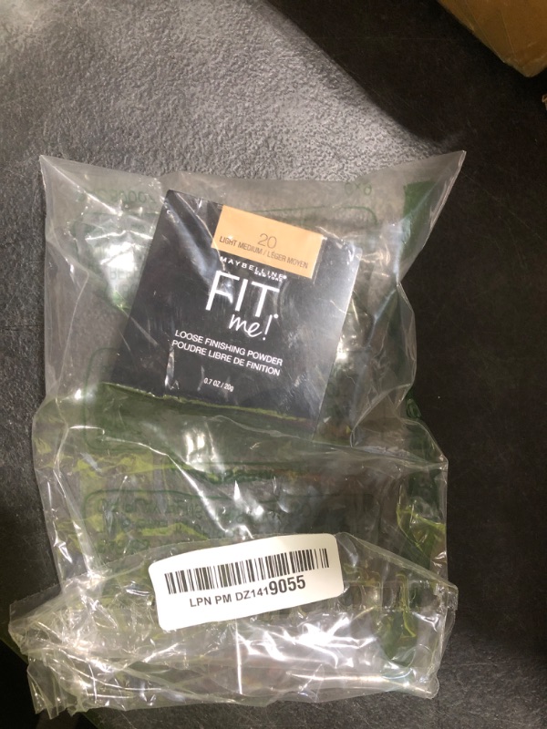 Photo 1 of Maybelline Fit Me Loose Setting Powder, Face Powder Makeup & Finishing Powder, Light Medium, 1 Count