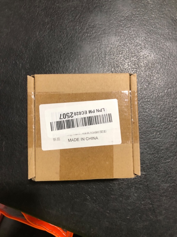Photo 1 of RCA Ground Loop Noise Filter Stereo Audio Noise Isolator Box Eliminate Common Ground Loop hum Noise for Home Audio System with RCA Socket (M101)