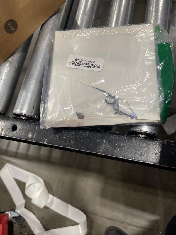 Photo 1 of 10 Pcs Wooden Bookmark Craft with 10 Pcs Velvet Bags Set Handmade Wooden Carving Book Mark with Porcelain Pendant for Women Men for Office Teacher Students Supplies (Noble Style)