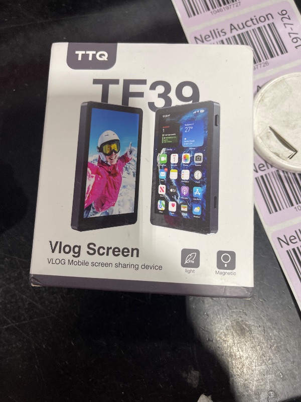 Photo 1 of Vlog Selfie Monitor Screen, Magnetic Phone Vlog Selfie Monitor Screen 4K 30fps Bluetooth Remote, Back Camera Monitor for Vlog Live Stream TikTok, Compatible with iPhone & Android