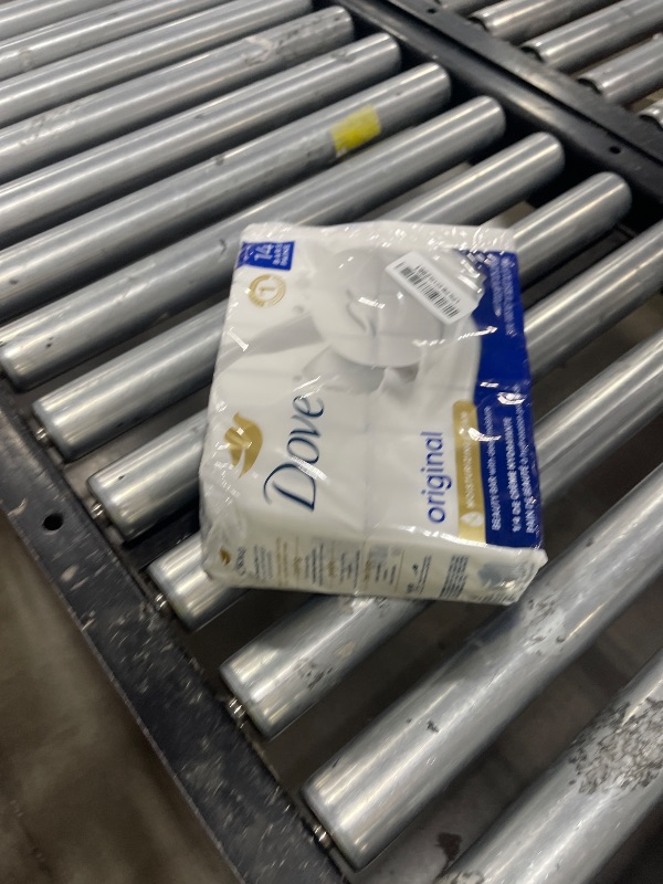 Photo 1 of Dove Beauty Bar Gentle Skin Cleanser Moisturizing for Gentle Soft Skin Care Original Made With 1/4 Moisturizing Cream 3.75 oz, 14 Bars