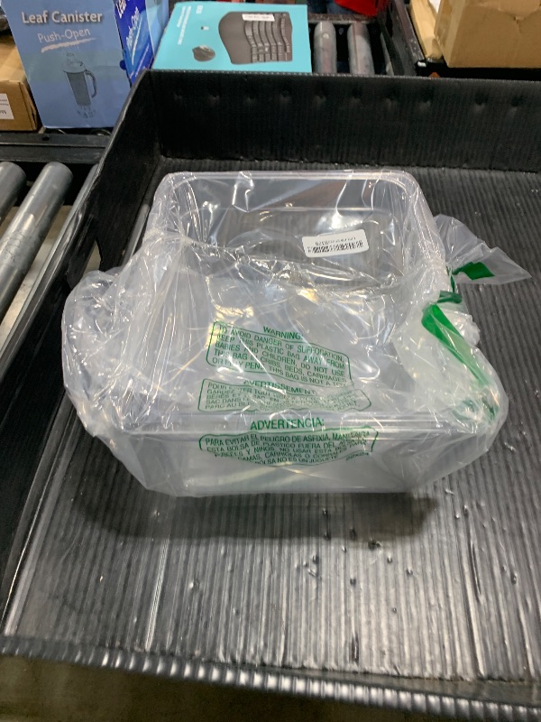 Photo 1 of Winco 1/2 Size Pan, 6-Inch