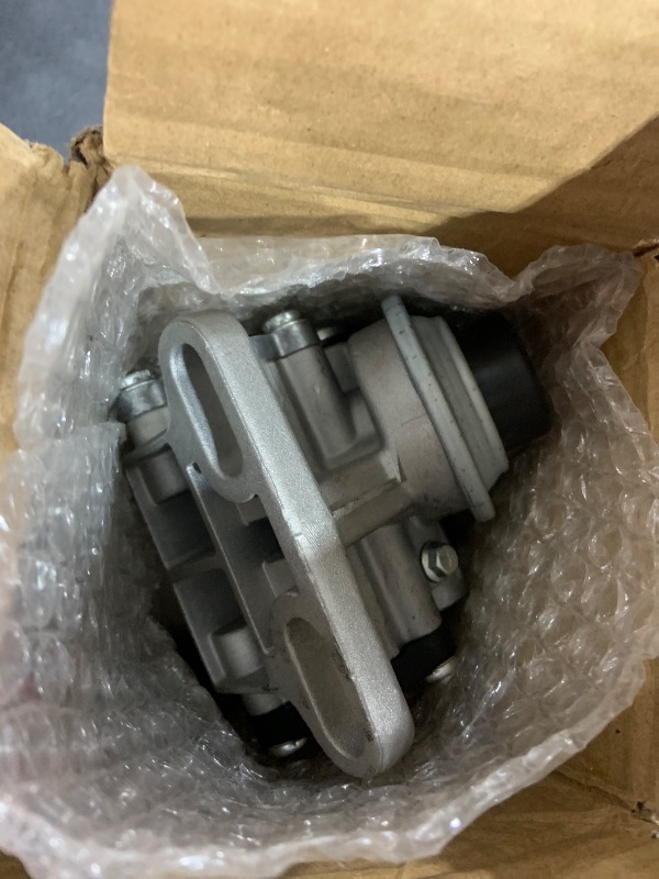 Photo 1 of XYZIL Fuel Water Separator w/Sensor 1J430-43350 for Kubota V1505 V2403 V2607 V3307 V3800 Assy
