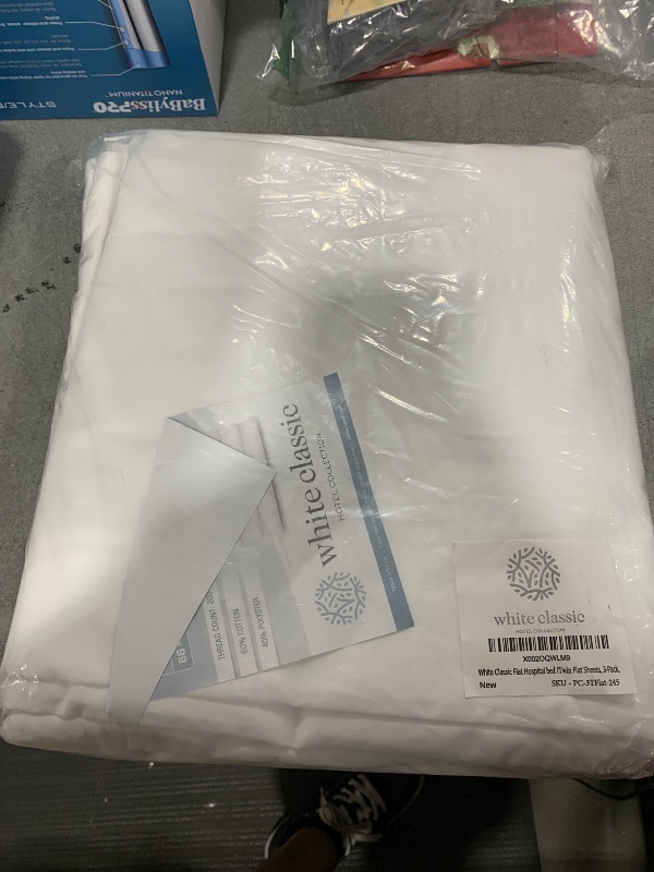 Photo 1 of White Classic Twin Flat Sheets 3 Pack, White Cotton Flat Bed Sheet 66x104 Inches, 200 Thread Count Hospital Bed Sheets