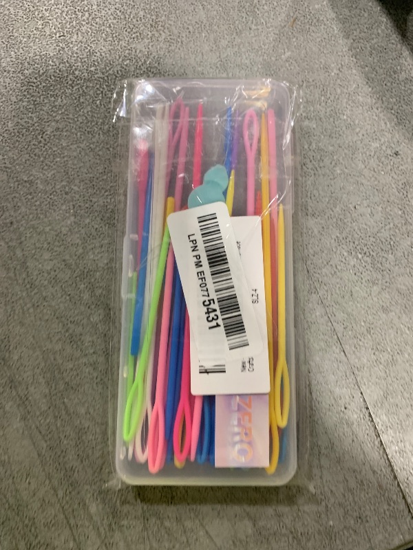 Photo 1 of FIVEIZERO 40PCS Plastic Needles – 4 Sizes with Large Eye, Plastic Sewing Needle with Threader and Box, Yarn Needles for Crochet and Canvas, Crochet Needle for Handmade Crafts