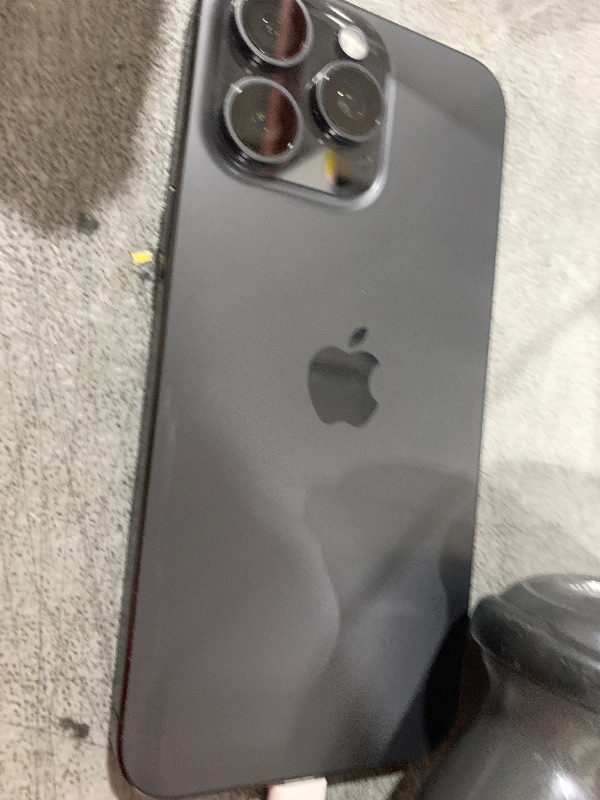Photo 1 of Apple iPhone 15 Pro Max, 512GB, Black Titanium - Unlocked (Renewed)