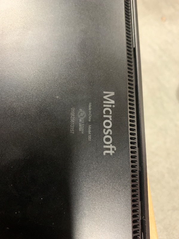 Photo 1 of Surface Laptop 4 for Business - 13.5", Matte Black (Metal), Intel Core i7, 16GB RAM, 256GB SSD, Fren