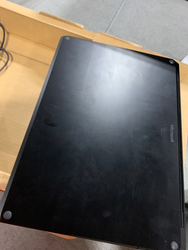 Photo 1 of Surface Laptop 4 for Business - 13.5", Matte Black (Metal), Intel Core i7, 16GB RAM, 256GB SSD, Fren