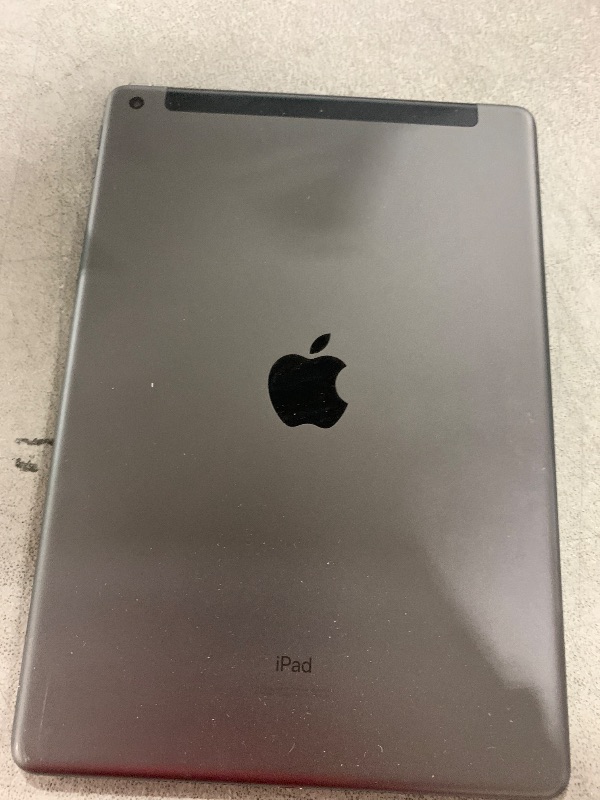 Photo 1 of 2019 Apple iPad Air (10.5-inch, WiFi, 256GB) - Space Gray (Renewed Premium)