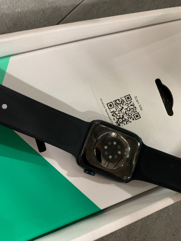 Photo 1 of Apple Watch Series 8 (GPS, 41MM) - Midnight Aluminum Case with Midnight Sport Band S/M (Renewed Premium)
