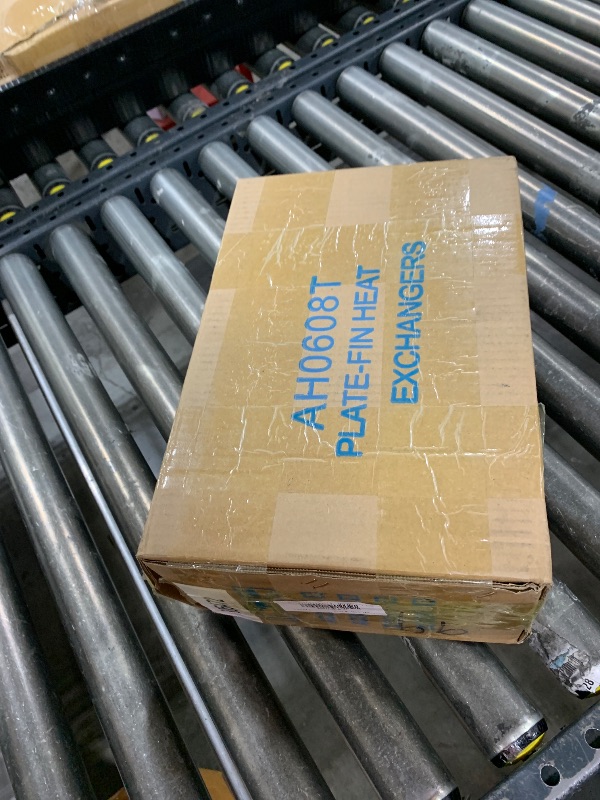Photo 1 of Jecoupoon AH0608T-CA 60L/min Hydraulic Oil Cooler Cooled Radiator DC 12V 38W 1.3 Quare Meters Heat Dissipation
