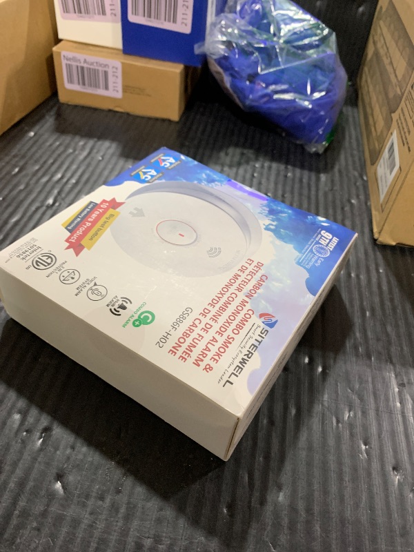 Photo 1 of SITERWELL Hardwired Smoke Detector Carbon Monoxide Detector 10 Year Battery, Meets UL217-9th Standards, Interconnected Smoke and Carbon Monoxide Detector Combo with Bilingual Voice Alerts, 1 Pack