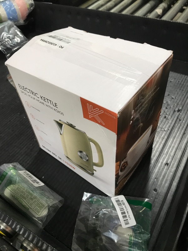 Photo 1 of electric kettle 