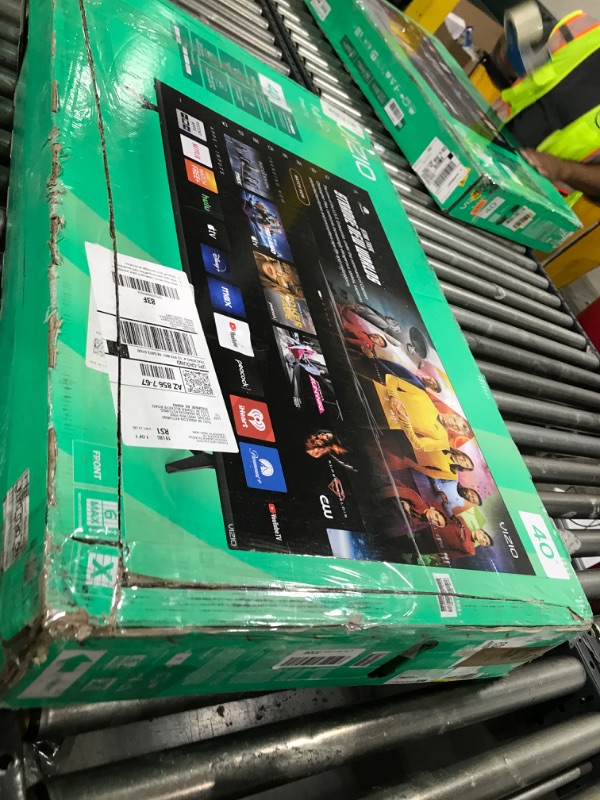 Photo 1 of VIZIO 40-inch Full HD 1080p Smart TV with DTS Virtual: X, Alexa Compatibility, Google Cast Built-in, Bluetooth Headphone Capable, (VFD40M-08 New)