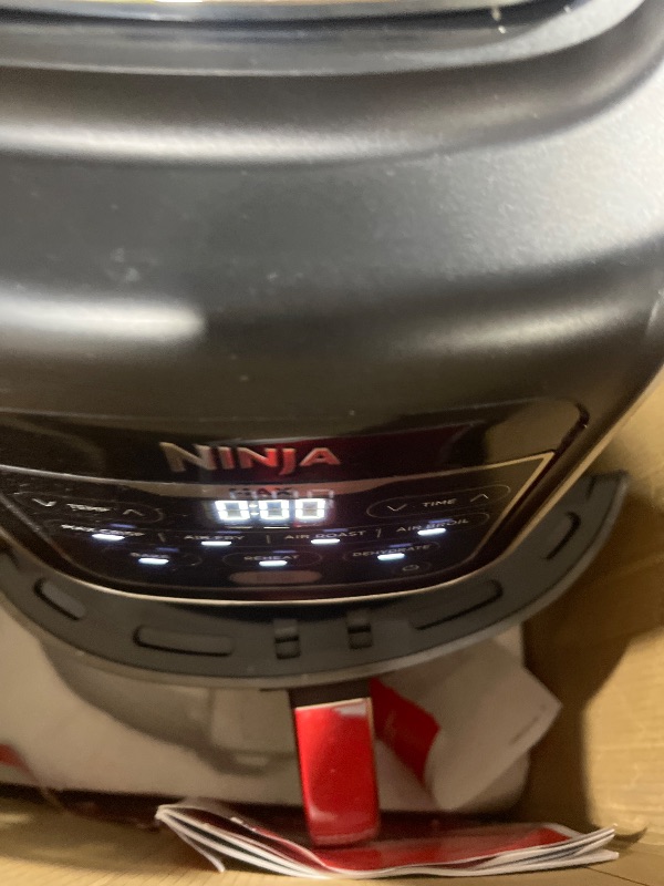 Photo 1 of Ninja AF161 Max XL Air Fryer that Cooks, Crisps, Roasts, Bakes, Reheats and Dehydrates, with 5.5 Quart Capacity, and a High Gloss Finish, Grey
