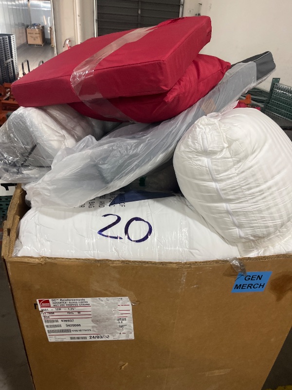 Photo 1 of MISC. LINEN ITEMS BULK LOT --- AS IS FINAL SALE --- ABOUT 20 ITEMS