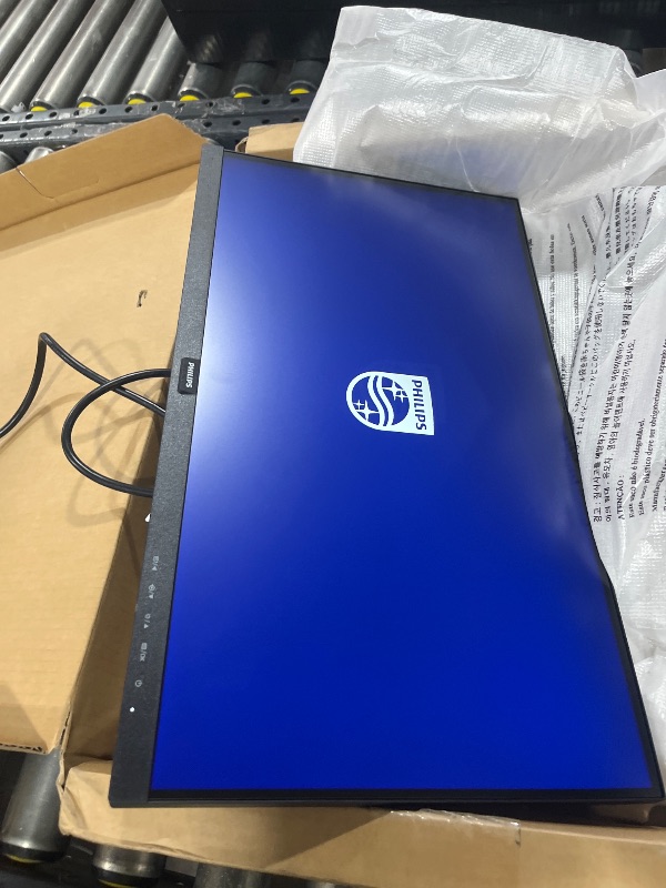 Photo 1 of PHILIPS 22 inch Class Thin Full HD (1920 x 1080) Monitor, 100Hz Refresh Rate, VESA, HDMI x1, VGA x1, LowBlue Mode, Adaptive Sync, 4 Year Advance Replacement Warranty, 221V8LB
