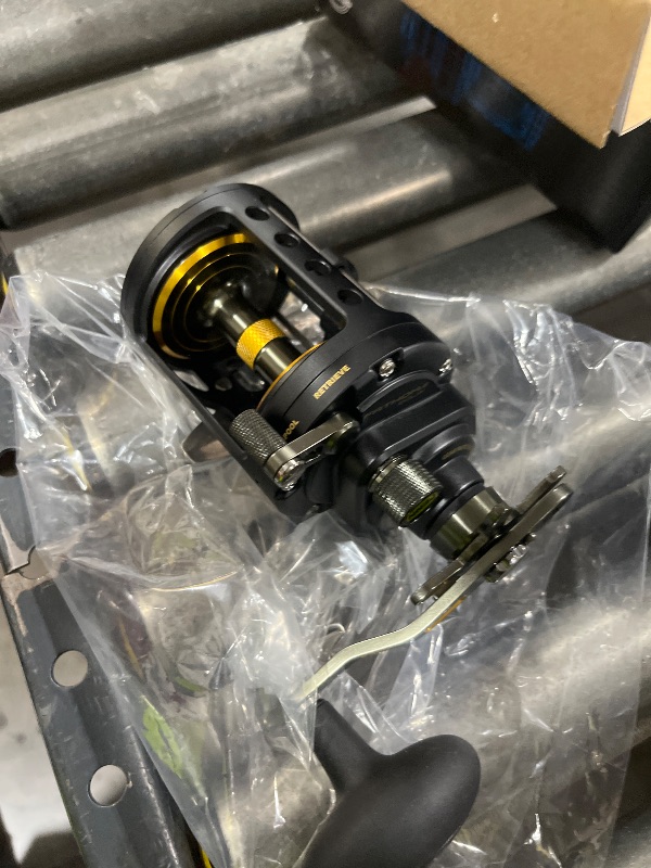 Photo 1 of Penn 1481307 Fathom Ii Level Wind Saltwater Casting Reel, 20, 5.1 Gear Ratio, 30" Retrieve Rate, 5 Bearings, 30 lb Max Drag, Right Hand, Black Gold