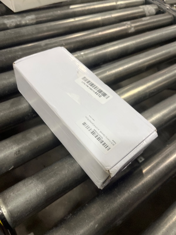 Photo 1 of 26 Bit Proximity Clamshell Weigand Prox Swipe Cards Compatable with ISOProx 1386 1326 H10301 Format Readers and Systems. Works with The vast Majority of Access Control Systems(100 pcs)