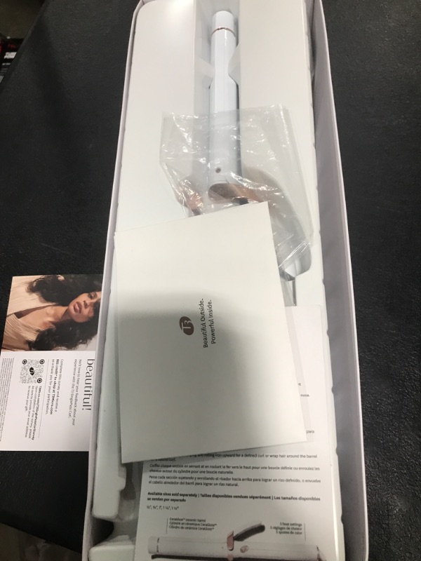 Photo 1 of T3 SinglePass Curl Professional Curling Iron Custom Blend Ceramic Long Barrel Curling and Wave Iron with Adjustable Heat Settings for Shiny Smooth Curls and Waves, ¾ inch, White/Rose Gold