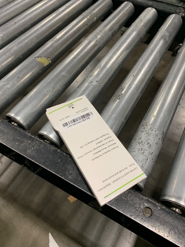 Photo 1 of 600 Count Bamboo Toothpicks for Teeth Cleaning, Appetizer, Olive, Barbecue, Fruit, Double-Points Wooden Toothpick.