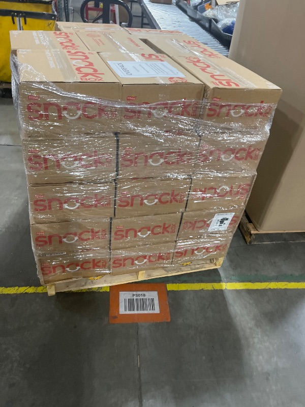 Photo 1 of mixed pallet of lays brand chips