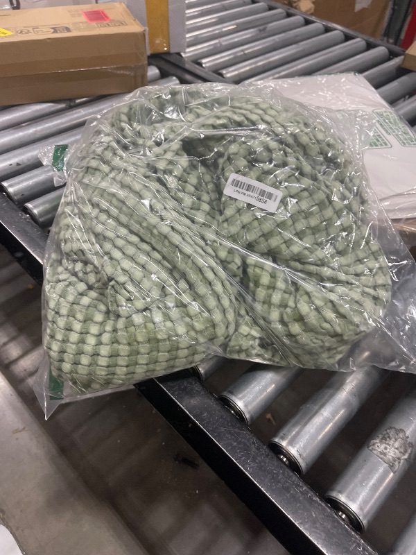 Photo 1 of Bedsure Cooling Cotton Waffle Queen Size Blanket - Lightweight Summer Blanket of Rayon Derived from Bamboo for Hot Sleepers, Luxury Throws for Bed, Couch and Sofa, Forest Green, 90x90 Inches