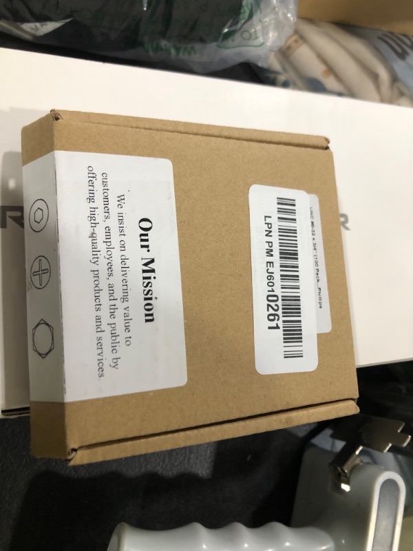 Photo 1 of #8-32 x 3/4" (100 Pack) Phillips Flat Head Machine Screws, Stainless Steel 304 (18-8), UNC Coarse Thread, Countersunk Head Machine Screws, Phillips Drive #2