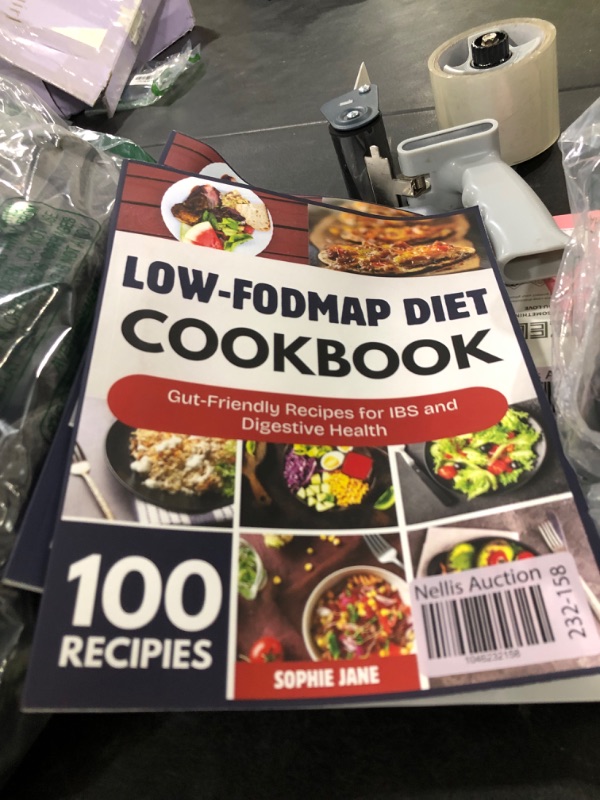 Photo 1 of LOW-FODMAP DIET COOKBOOK: GUT-FRIENDLY RECIPES FOR IBS AND DIGESTIVE HEALTH