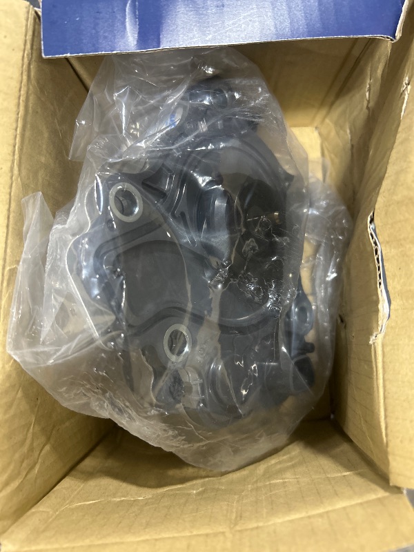 Photo 1 of AISIN WPT-190 New Engine Water Pump with Gaskets - Compatible with Select Lexus CT200h Toyota Prius, Prius C, Prius Plug-In, Prius V