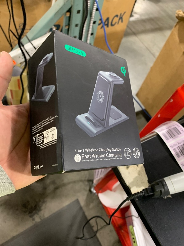 Photo 1 of 3 in 1 Wireless Charging Station for Samsung Wireless Charger for Galaxy Watch 7/6/5/Pro/4, Galaxy S25/Ultra/S25+/S24/S23/Note 20/10/Z Flip 6/5 Fold 6/5 Galaxy Buds 3/2/Pro/Live Multiple Devices