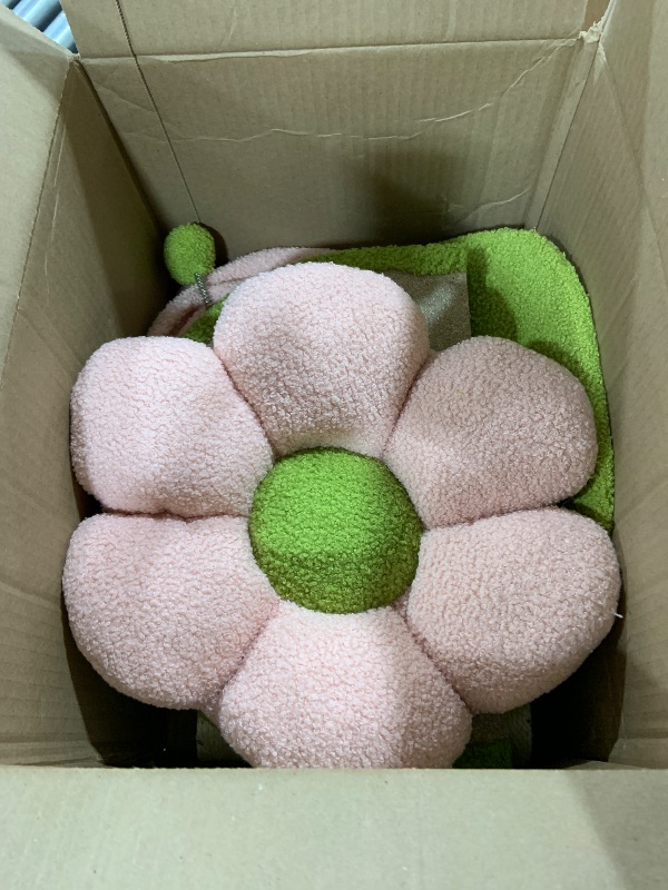 Photo 1 of PAWZ Road Flower Cat Tree Pink 32” Small Cat Tower Cat Scratching Post with Curved Perch, Cozy Cats Condo Removable Flower Bed for Kittens and Small Cats-Pink