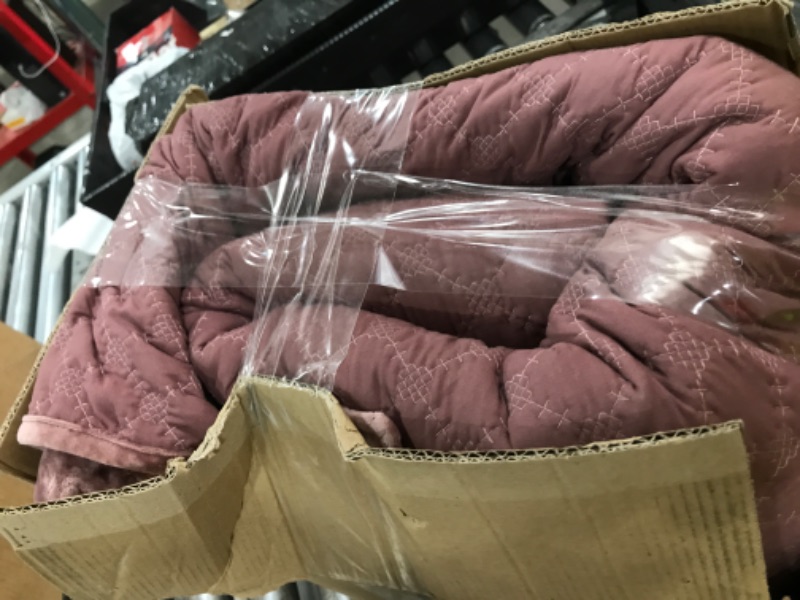 Photo 1 of WARMDERN Velvet Quilt King Size, Luxury Geometric Stitch Quilt Set, Lightweight Diamond Patterned Bedspread and Coverlet, Soft Comforter for All Seasons, Purple, 106" x 96"