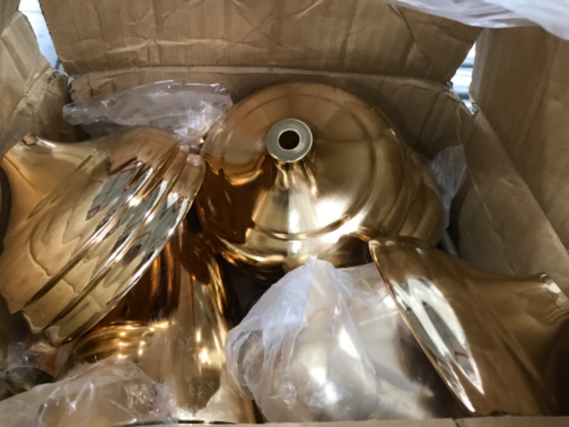 Photo 1 of Unittype 20 Pcs 16.5 Inches Tall Gold Vase Centerpiece Wedding Metal Flower Arrangement Stand Trumpet Vase Tabletop Stand Decorative Centerpiece Table Decoration for Anniversary Ceremony Party Decor