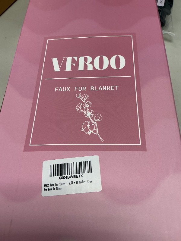 Photo 1 of VFROO Faux Fur Throw Blanket for Couch,Cozy Soft Plush Thick Striped Luxury Blanket for Sofa Living Room Bedroom,50 * 60 Inches, Cyan