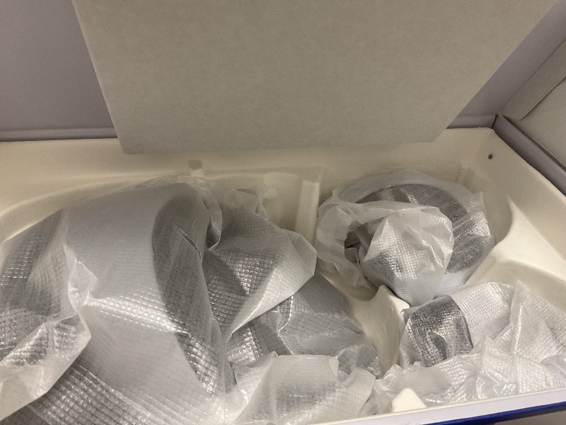 Photo 1 of PlayStation VR2 Horizon Call of The Mountain™ Bundle (PSVR2)
