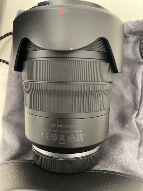Photo 1 of Canon RF 24-105mm f/4L is USM Lens