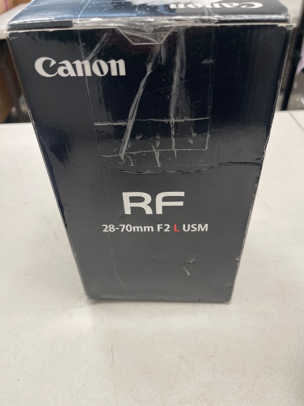 Photo 1 of Canon RF 24-105mm f/4L is USM Lens