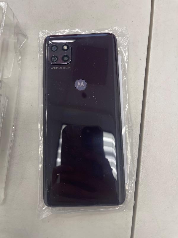 Photo 1 of Motorola Moto ONE 5G UW ACE 64GB Volcanic Grey-(Verizon) (Renewed)