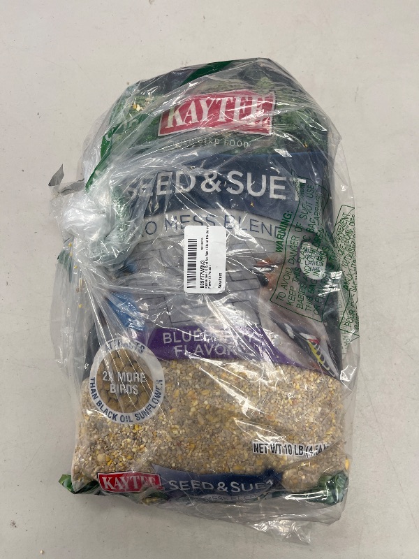 Photo 1 of Kaytee Seed & Suet No Mess Blend Blueberry Flavor 10 Pounds